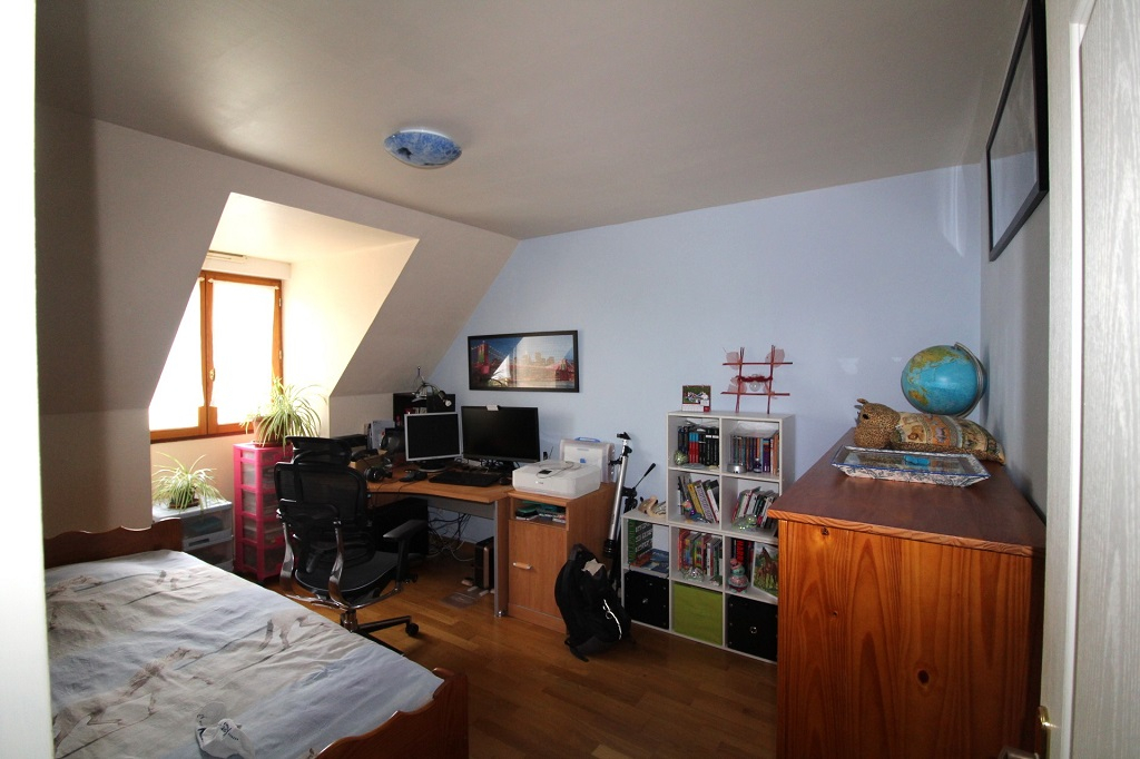 MAISON TRADITIONNELLE  A GALLARDON 4/11
